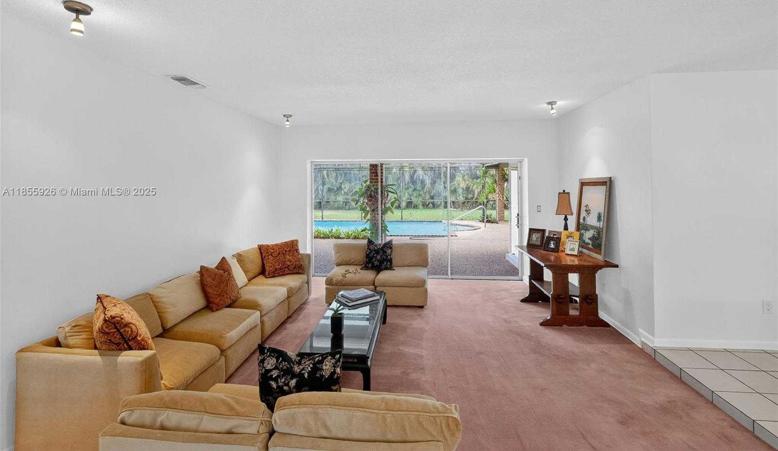 Small Image of 8820 SOUTH WEST 150TH ST, Palmetto Bay Number 6