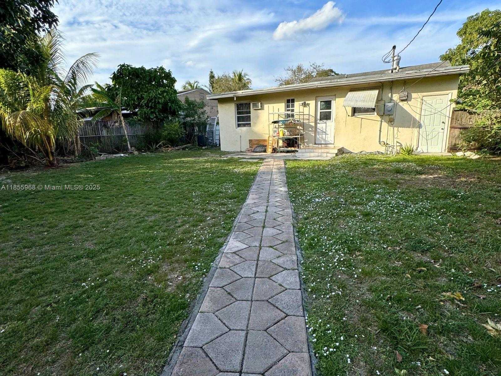 Small Image of 524 NORTH WEST 112TH ST, Miami Shores Number 4