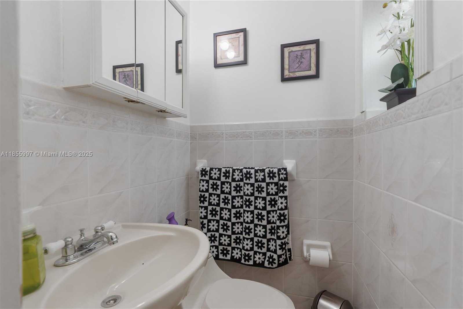 Small Image of 541 EAST 58TH ST, Hialeah Number 12