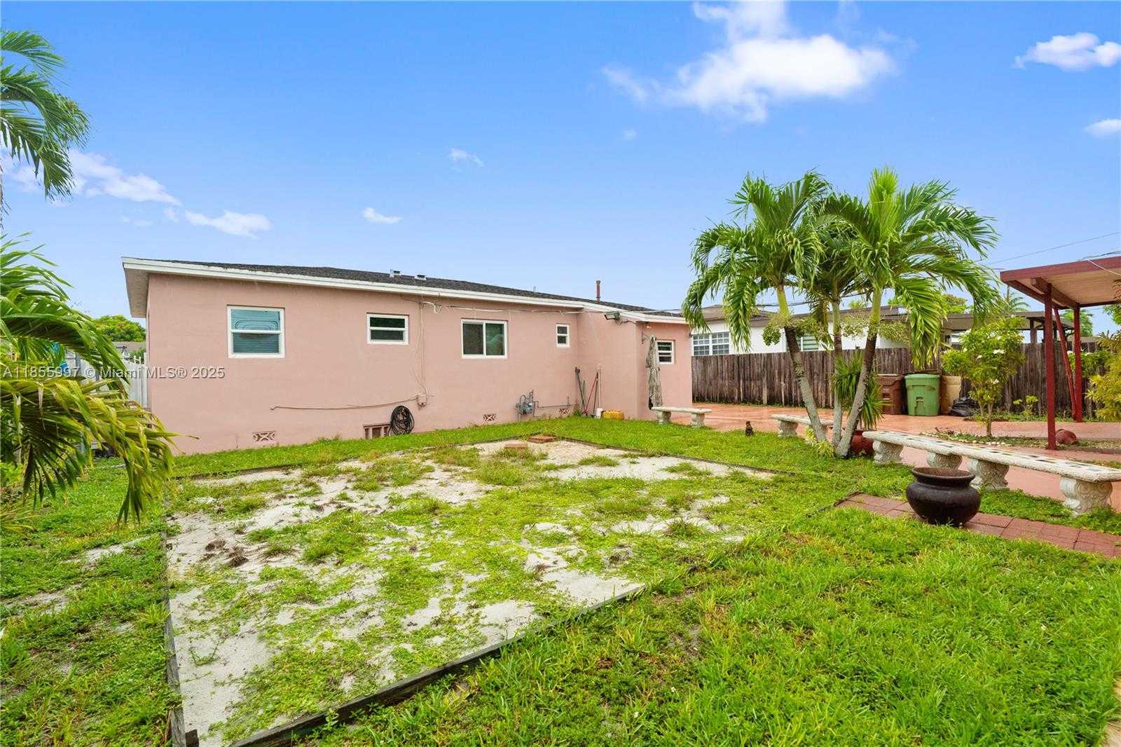 Small Image of 541 EAST 58TH ST, Hialeah Number 14