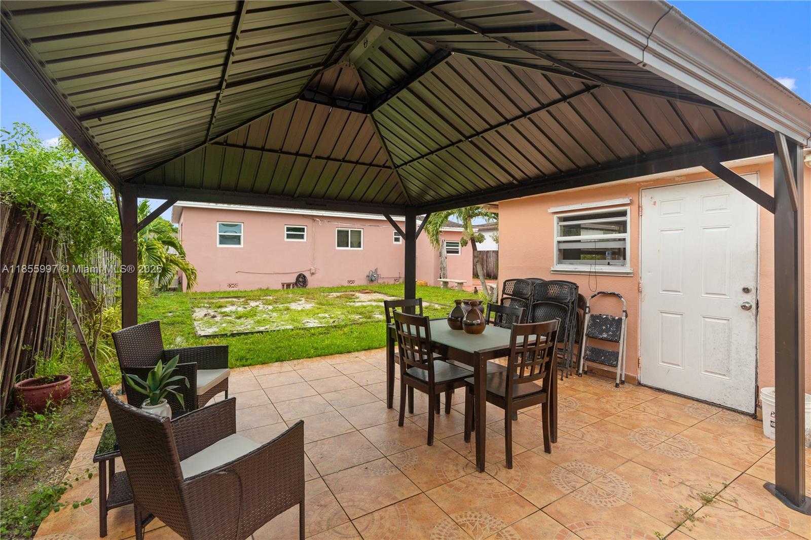 Small Image of 541 EAST 58TH ST, Hialeah Number 15