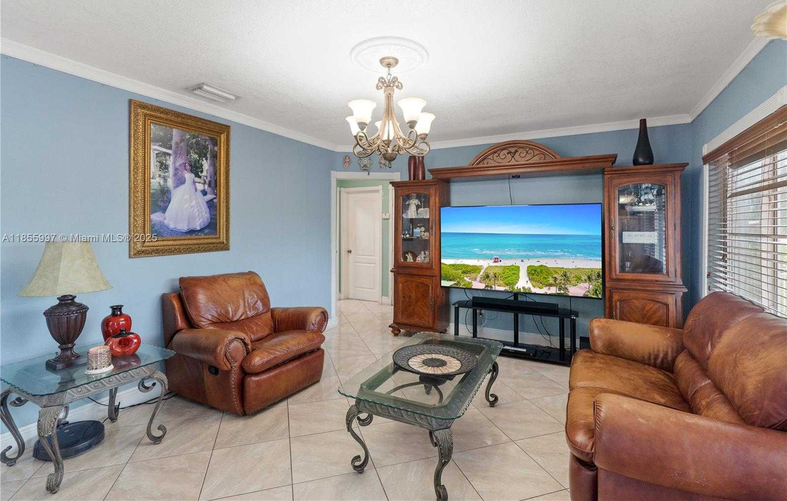 Small Image of 541 EAST 58TH ST, Hialeah Number 4