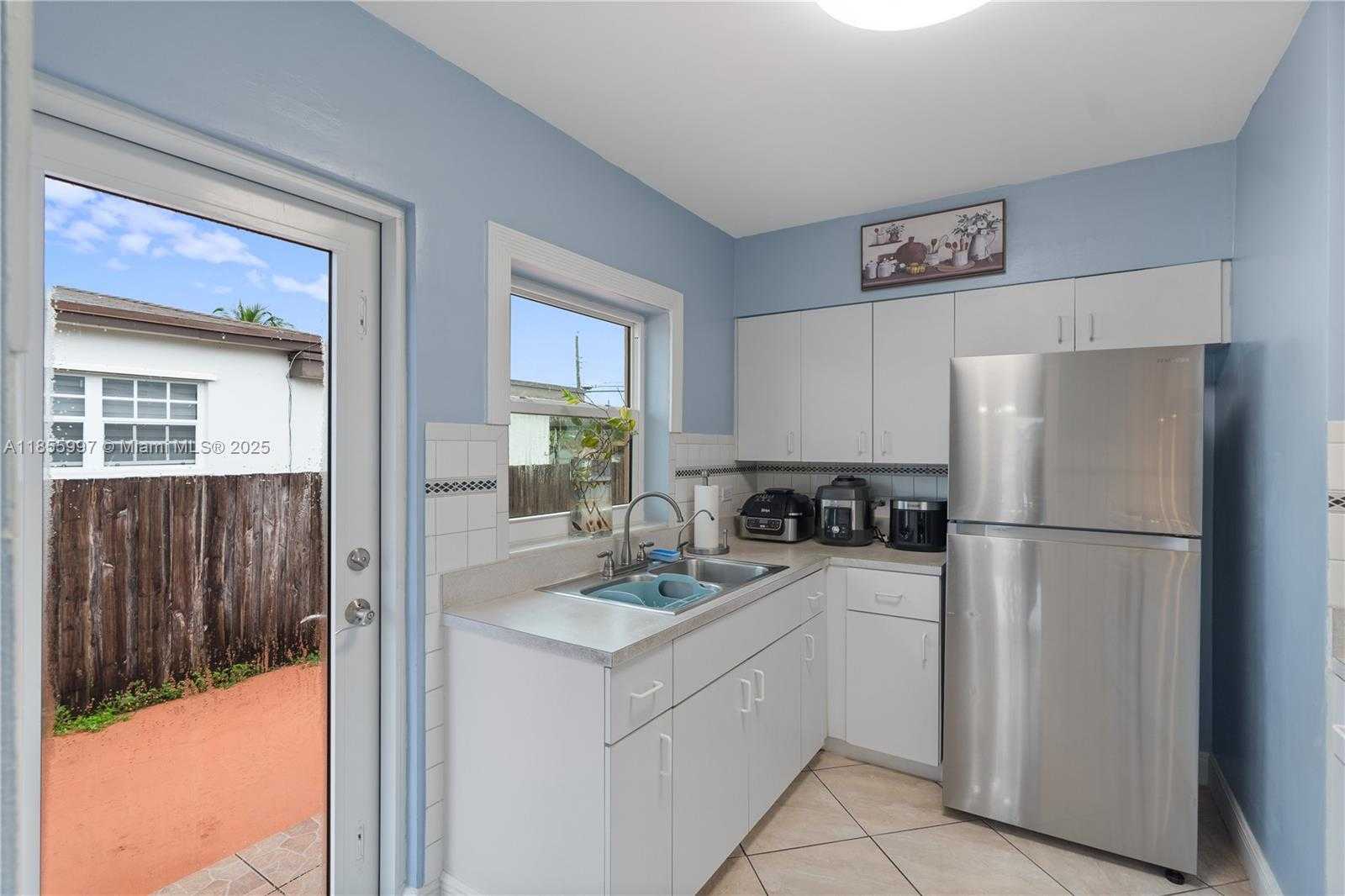 Small Image of 541 EAST 58TH ST, Hialeah Number 6