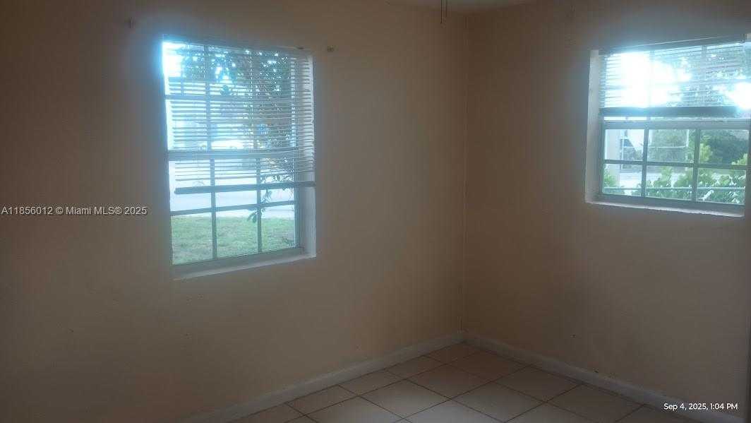 Small Image of 2300 NORTH WEST 15TH CT, Fort Lauderdale Number 4