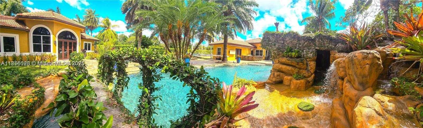 Small Image of 14503 SOUTH WEST 16TH ST, Davie Number 34