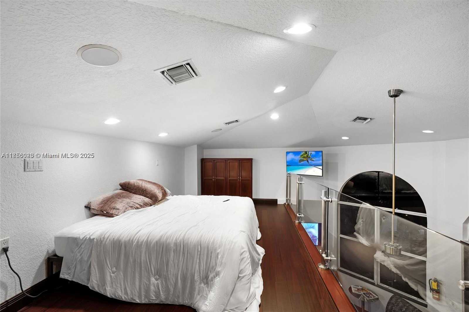 Small Image of 14503 SOUTH WEST 16TH ST, Davie Number 60
