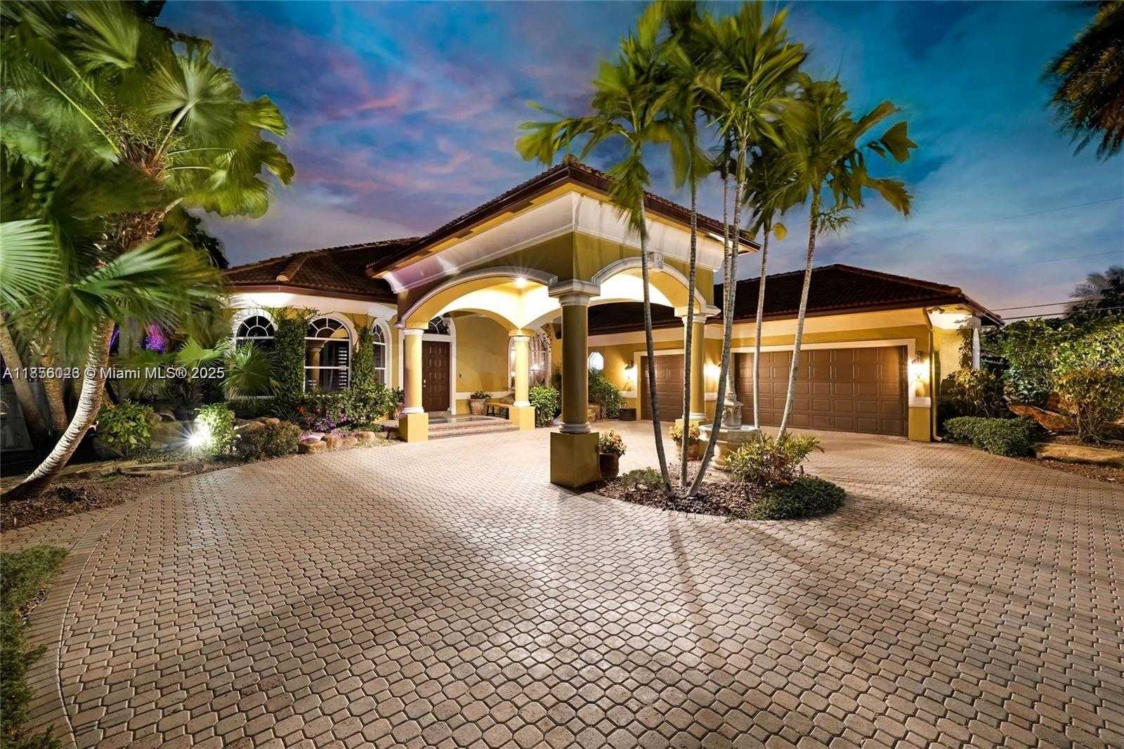 Small Image of 14503 SOUTH WEST 16TH ST, Davie Number 62