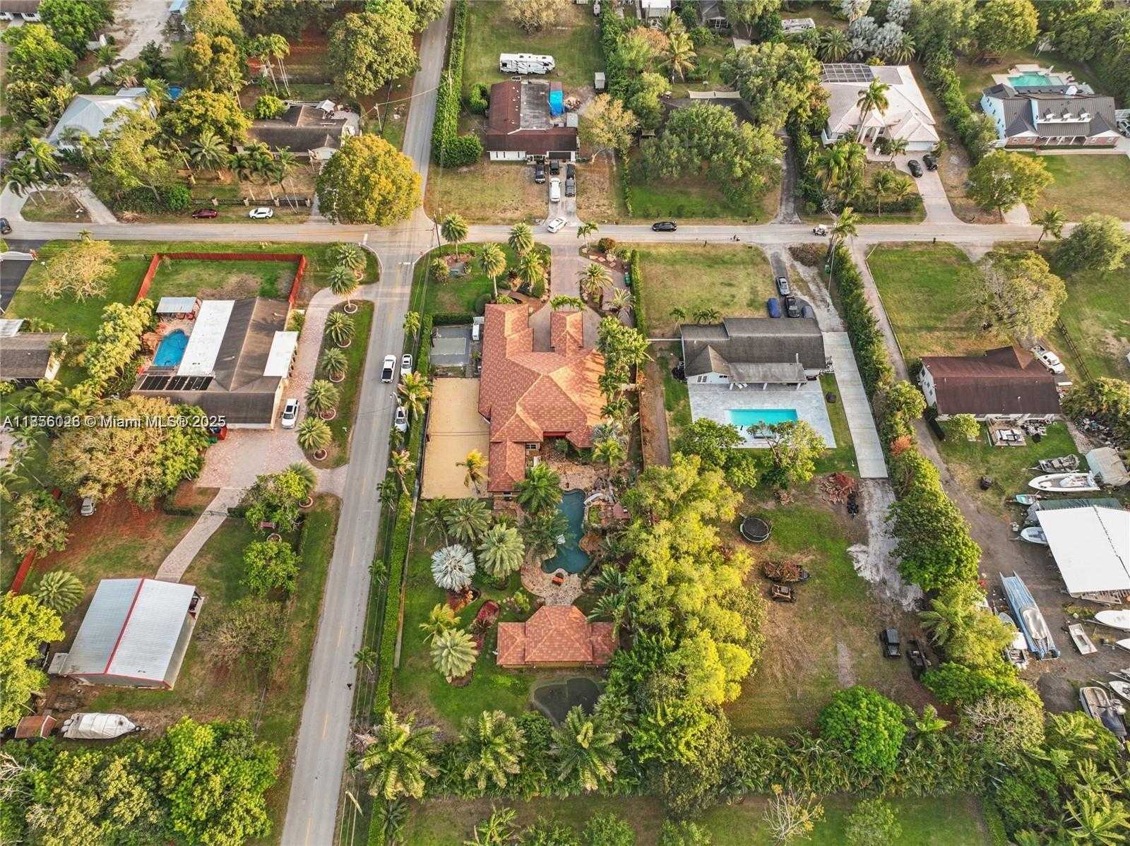 Small Image of 14503 SOUTH WEST 16TH ST, Davie Number 68