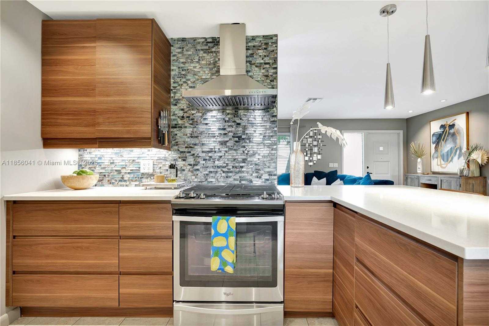 Small Image of 553 RIVERSIDE DRIVE, Palm Beach Gardens Number 27