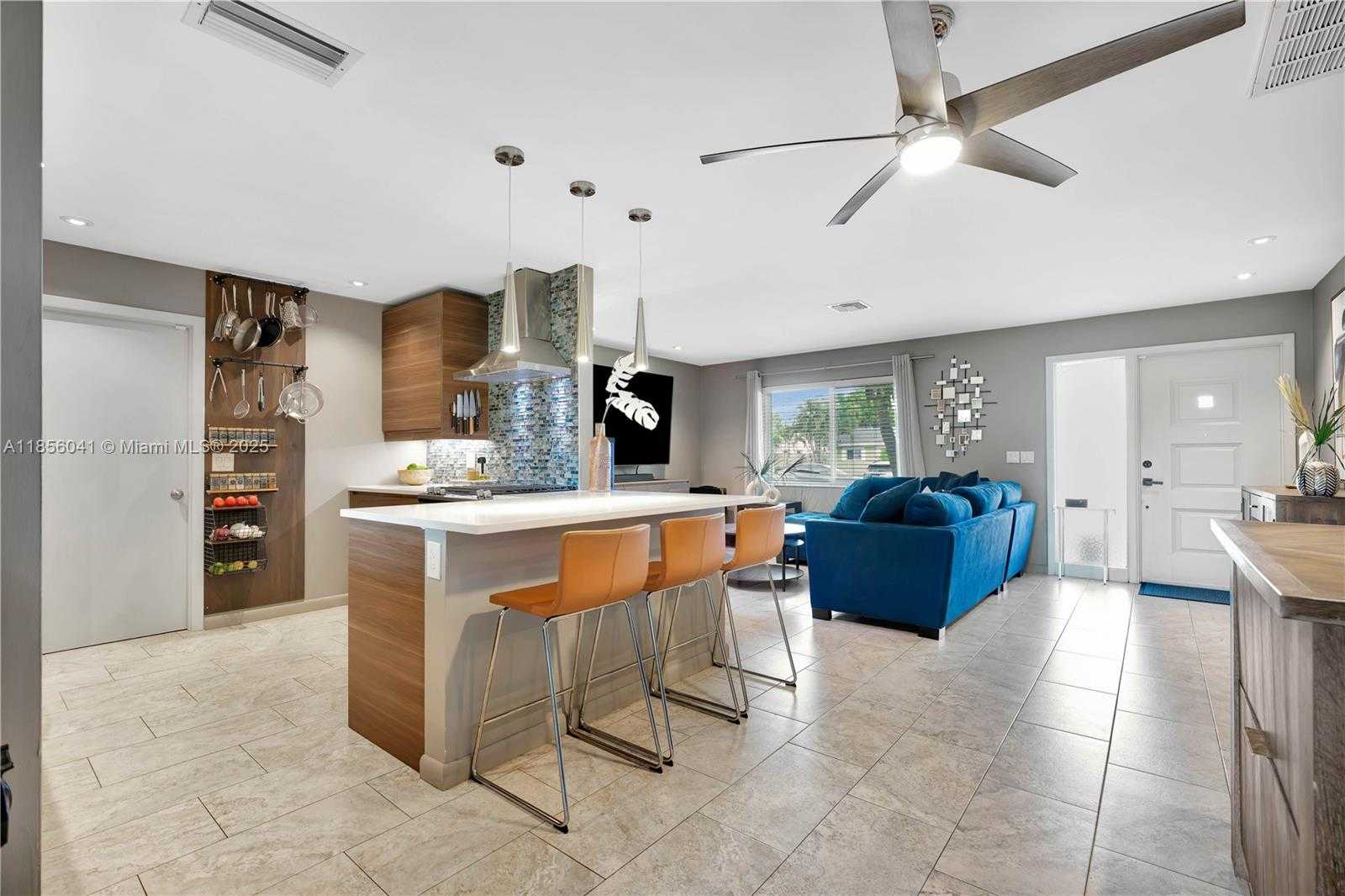 Small Image of 553 RIVERSIDE DRIVE, Palm Beach Gardens Number 32