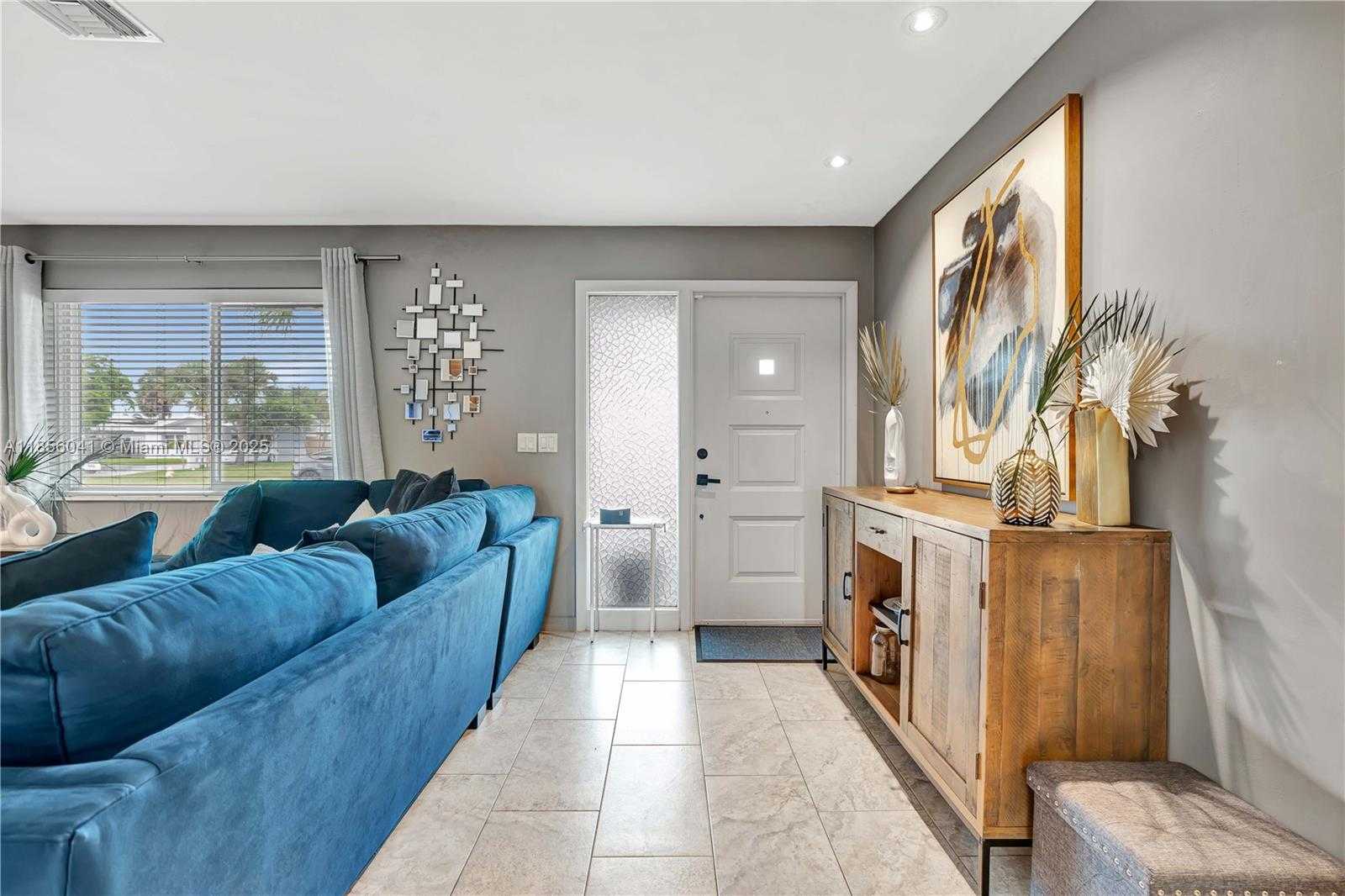 Small Image of 553 RIVERSIDE DRIVE, Palm Beach Gardens Number 34
