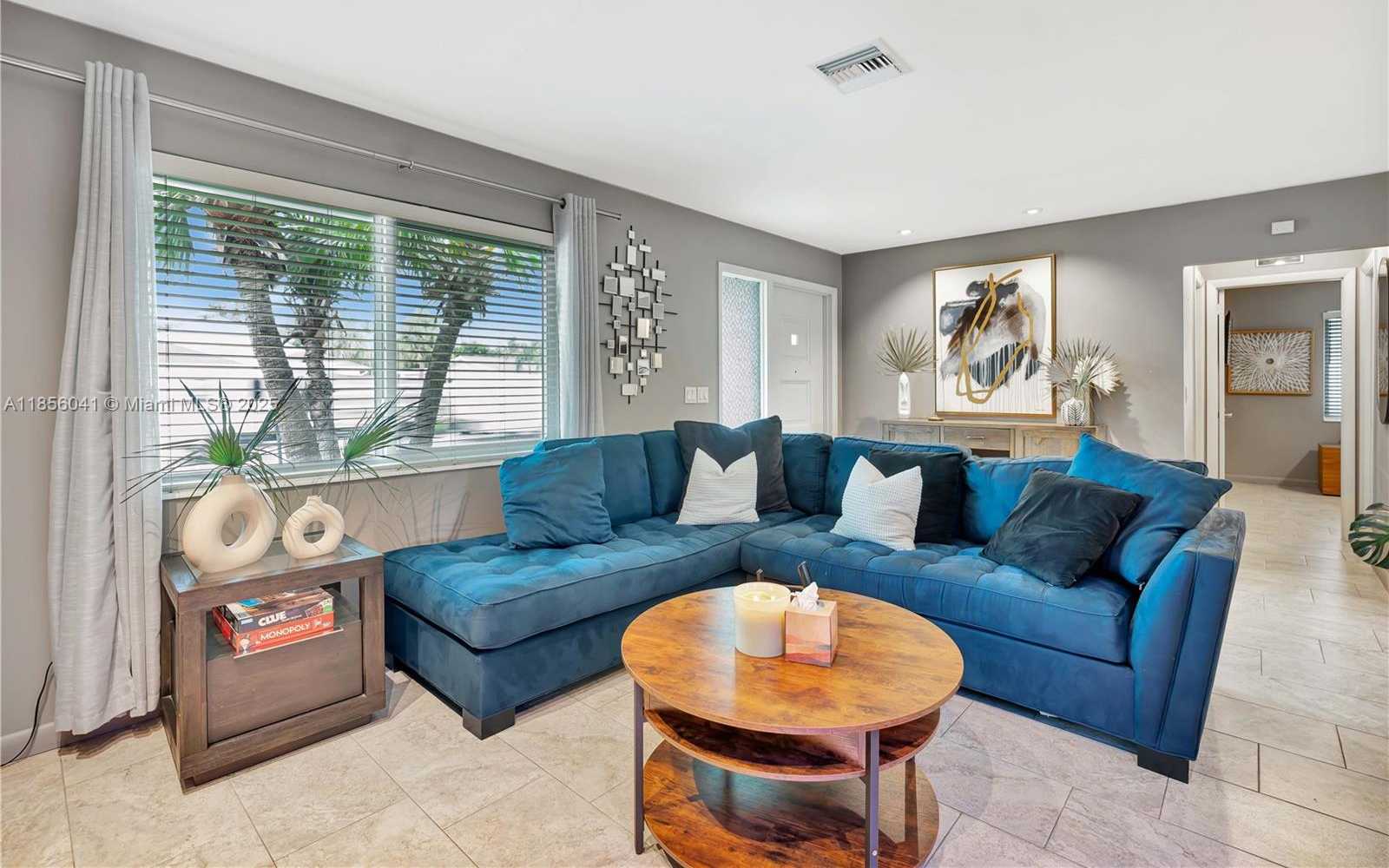 Small Image of 553 RIVERSIDE DRIVE, Palm Beach Gardens Number 36