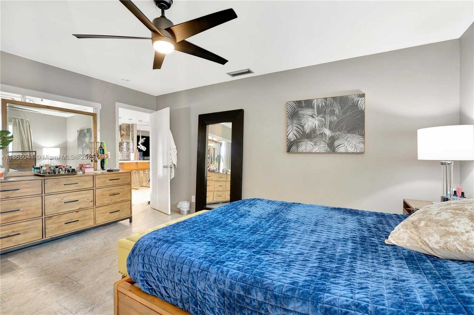 Small Image of 553 RIVERSIDE DRIVE, Palm Beach Gardens Number 41