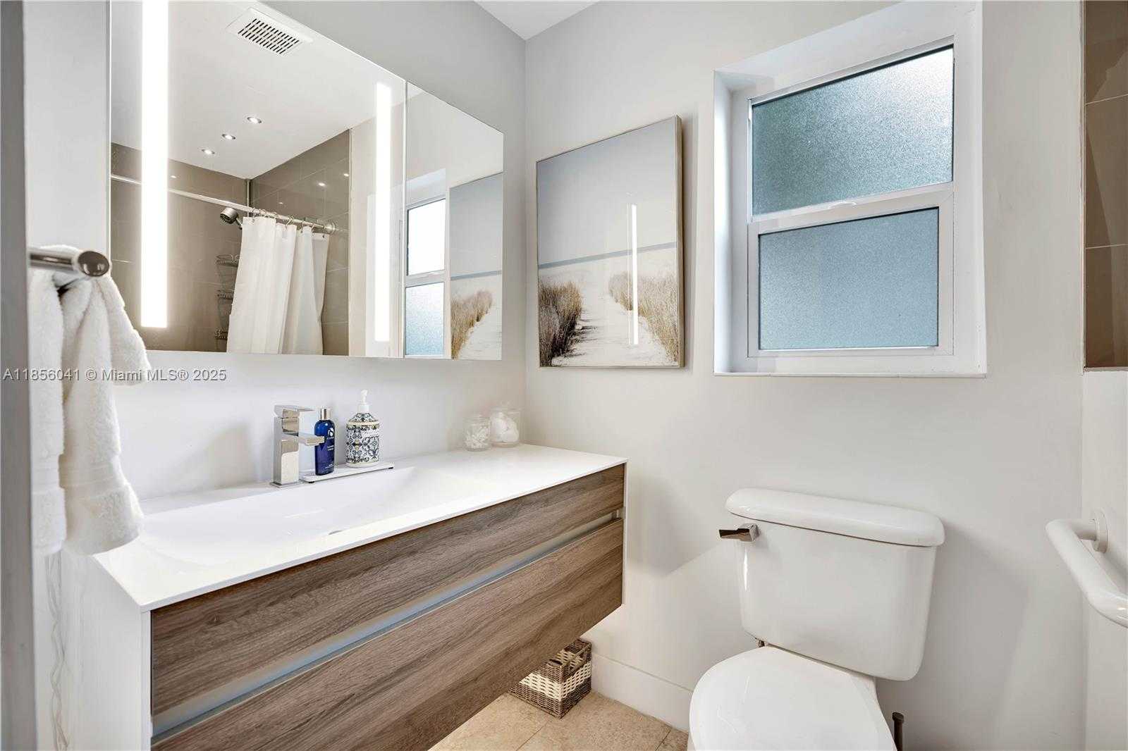 Small Image of 553 RIVERSIDE DRIVE, Palm Beach Gardens Number 42