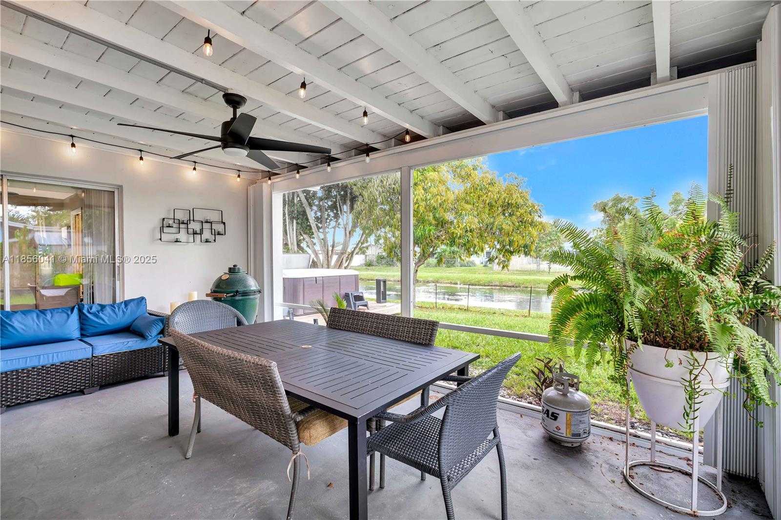 Small Image of 553 RIVERSIDE DRIVE, Palm Beach Gardens Number 49