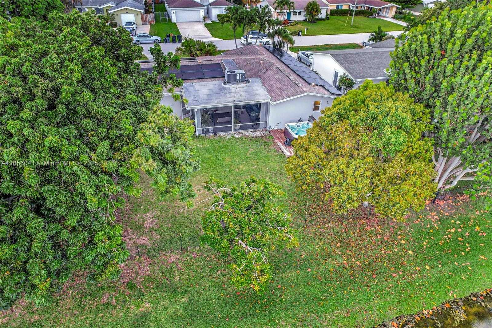 Small Image of 553 RIVERSIDE DRIVE, Palm Beach Gardens Number 56