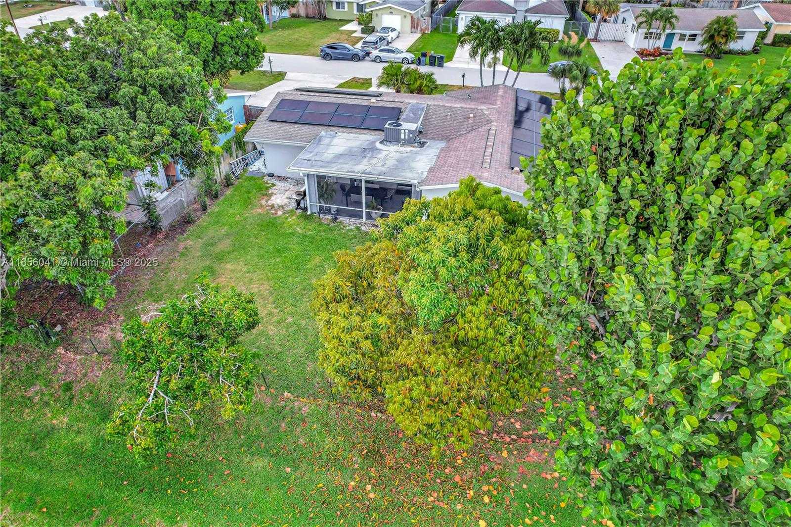 Small Image of 553 RIVERSIDE DRIVE, Palm Beach Gardens Number 58