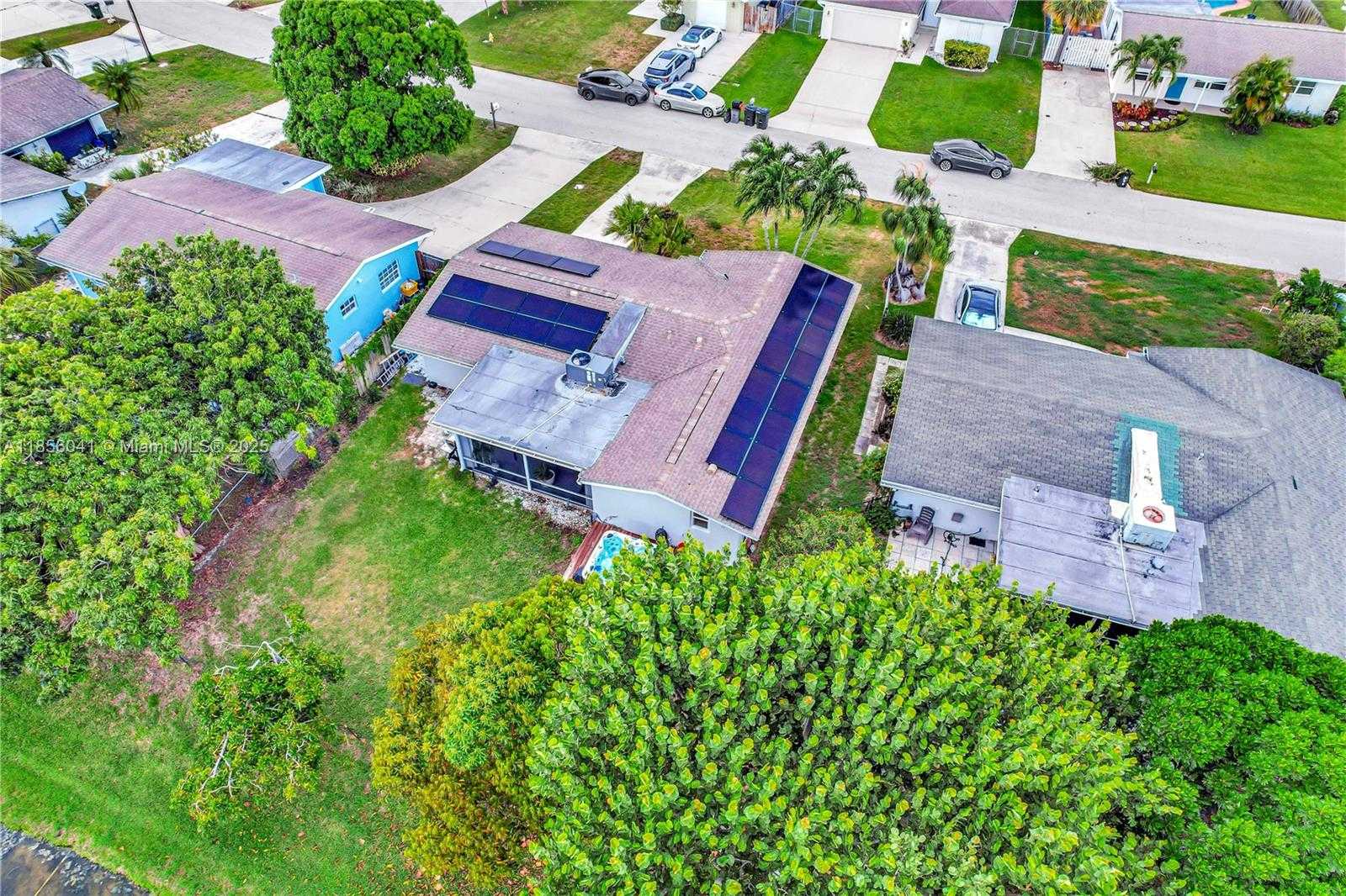 Small Image of 553 RIVERSIDE DRIVE, Palm Beach Gardens Number 59
