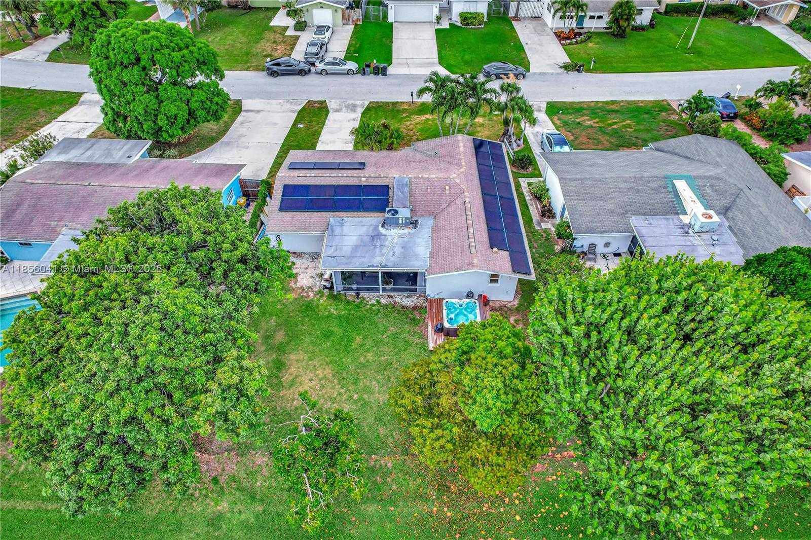 Small Image of 553 RIVERSIDE DRIVE, Palm Beach Gardens Number 60
