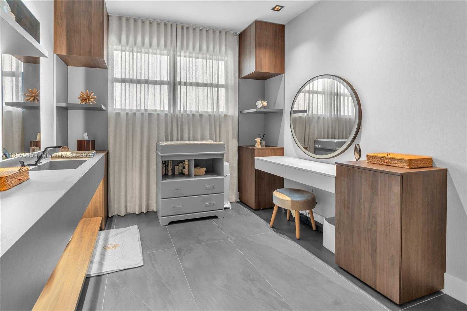 Small Image of 4335 SOUTH WEST 173RD AVE, Miramar Number 18