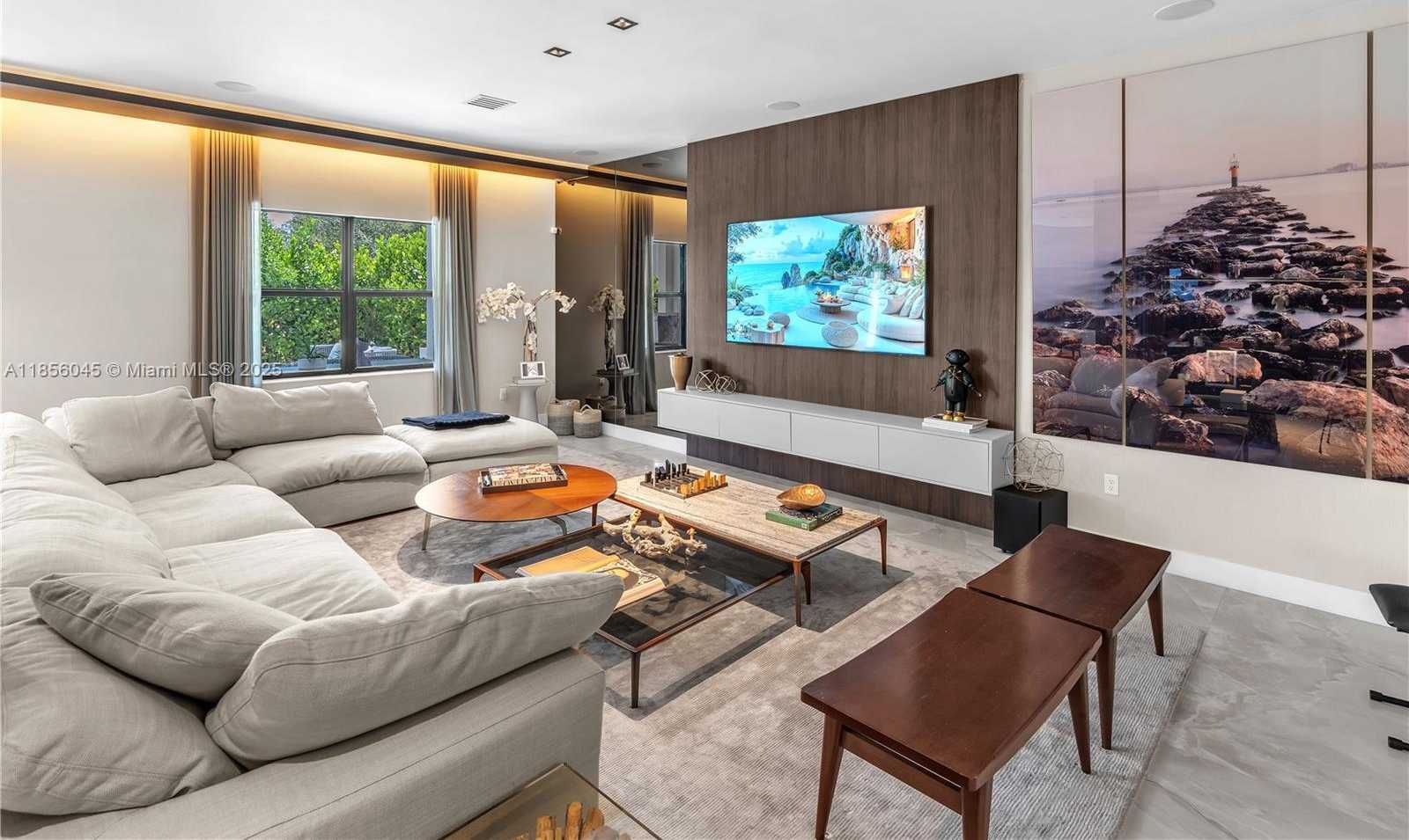 Small Image of 4335 SOUTH WEST 173RD AVE, Miramar Number 2