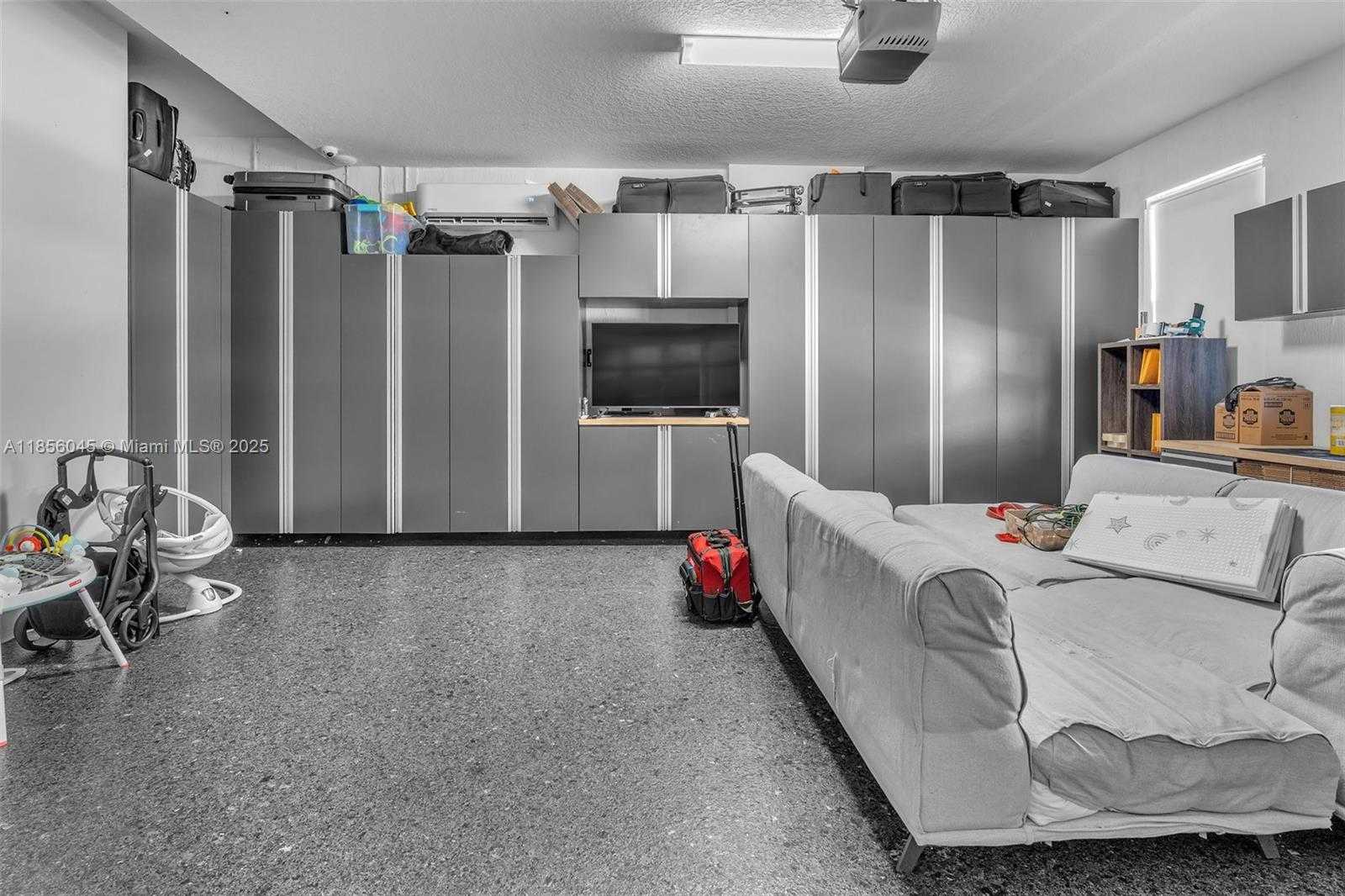 Small Image of 4335 SOUTH WEST 173RD AVE, Miramar Number 38