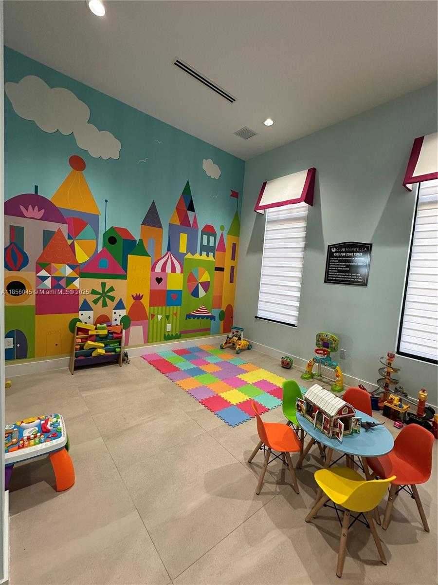 Small Image of 4335 SOUTH WEST 173RD AVE, Miramar Number 52