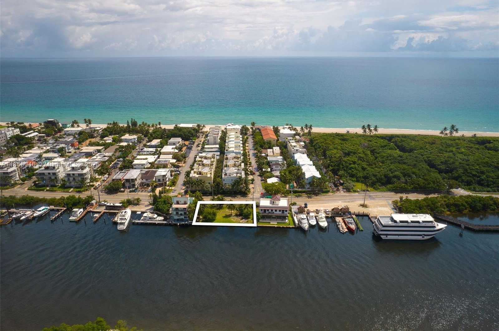 Small Image of 5500 NORTH OCEAN DR, Hollywood Number 10