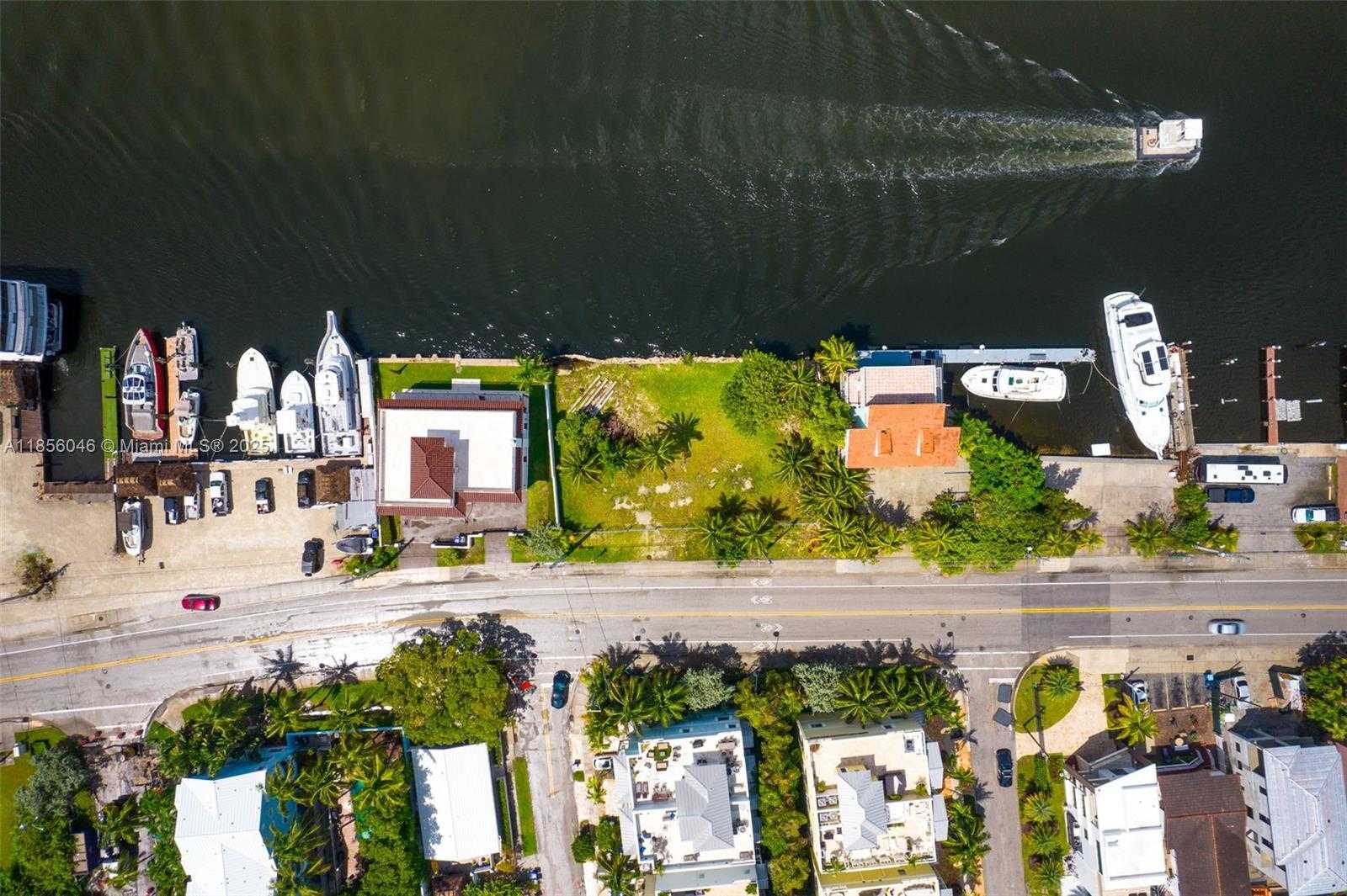Small Image of 5500 NORTH OCEAN DR, Hollywood Number 4