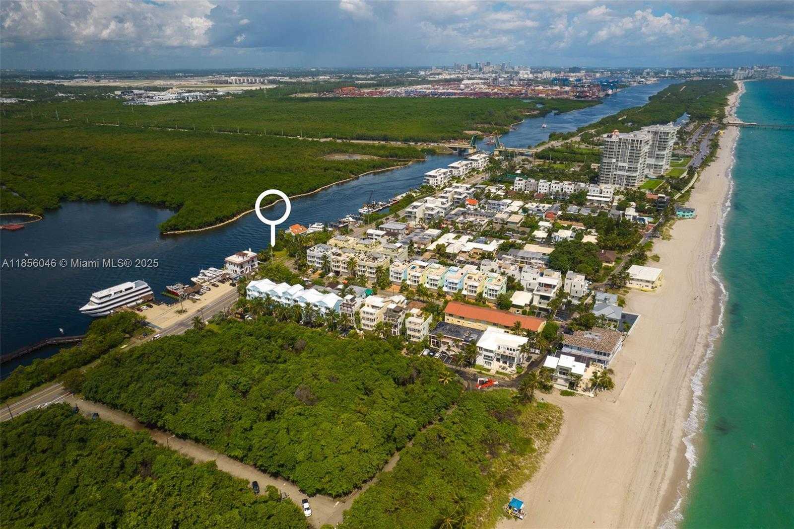 Small Image of 5500 NORTH OCEAN DR, Hollywood Number 7