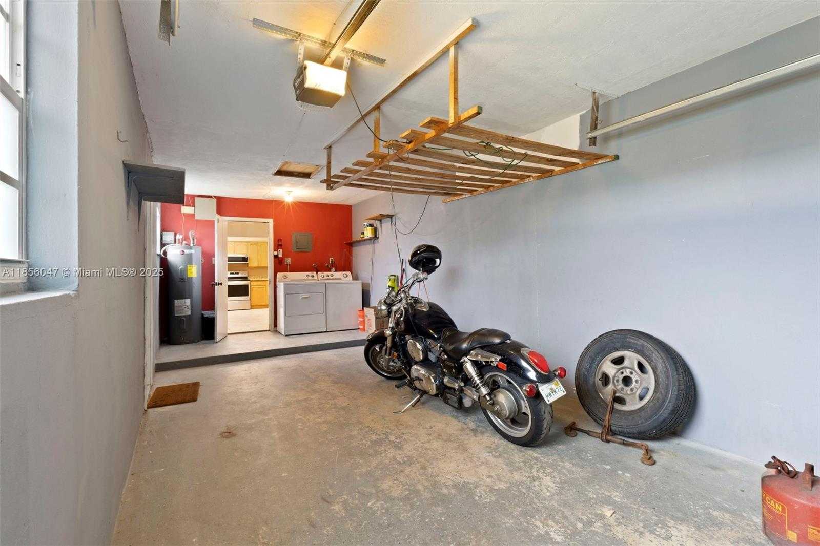Small Image of 7309 NORTH WEST 60TH ST, Tamarac Number 16