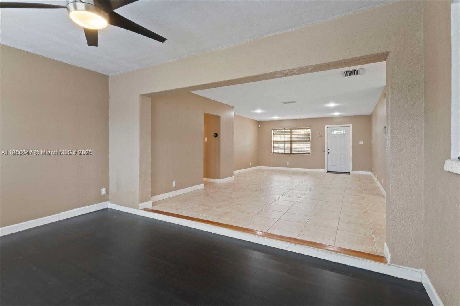 Small Image of 7309 NORTH WEST 60TH ST, Tamarac Number 5