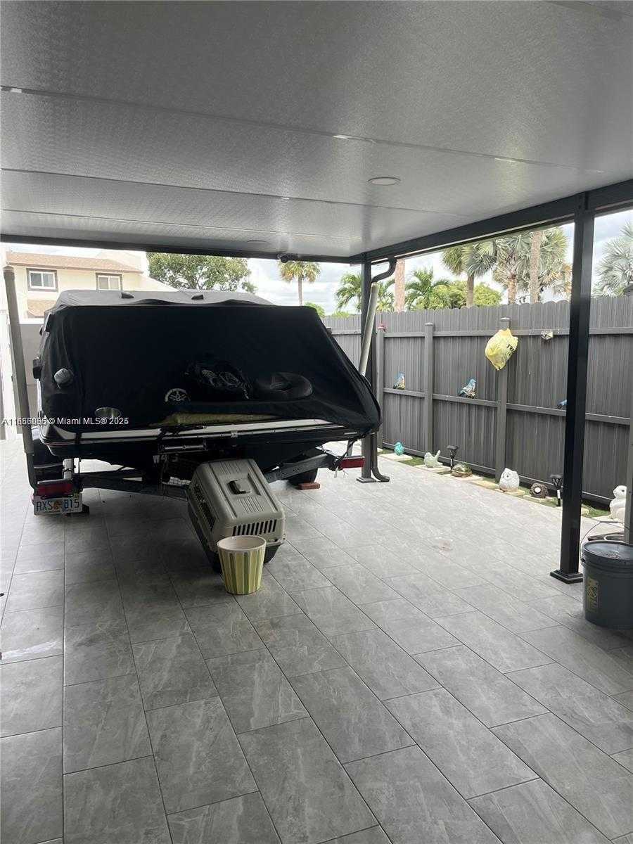 Small Image of 19570 NORTH WEST 55TH CIR PL, Miami Gardens Number 11