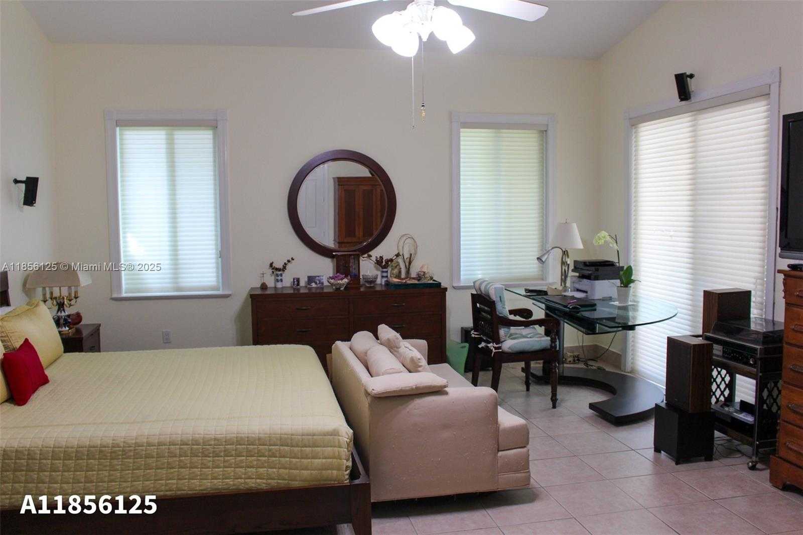 Small Image of 15255 SOUTH WEST 80TH AVE, Palmetto Bay Number 13