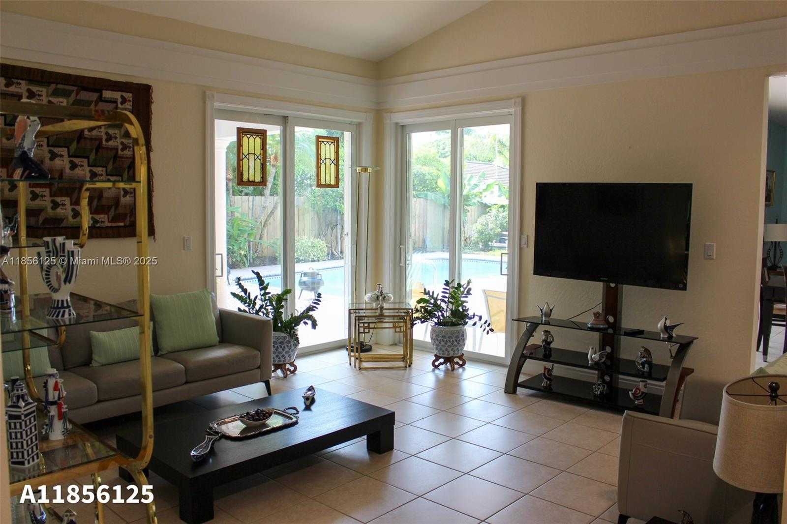 Small Image of 15255 SOUTH WEST 80TH AVE, Palmetto Bay Number 27