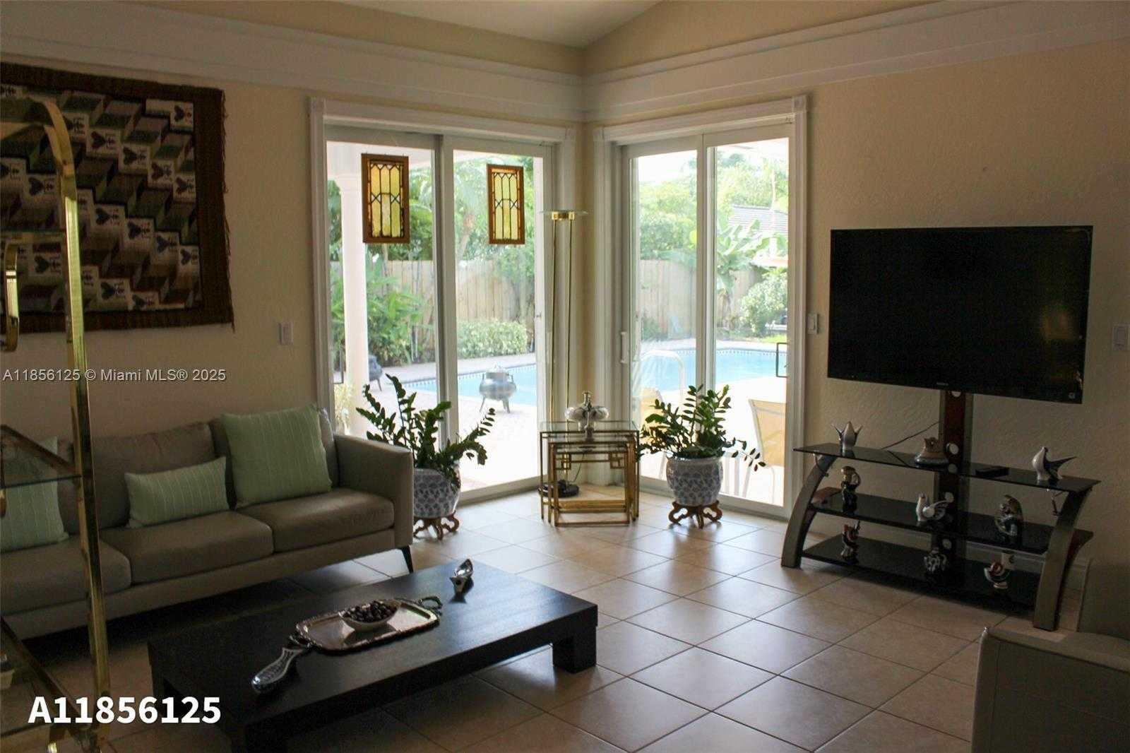 Small Image of 15255 SOUTH WEST 80TH AVE, Palmetto Bay Number 28