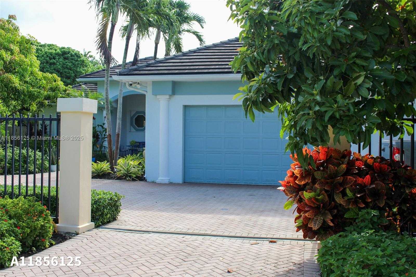 Small Image of 15255 SOUTH WEST 80TH AVE, Palmetto Bay Number 3