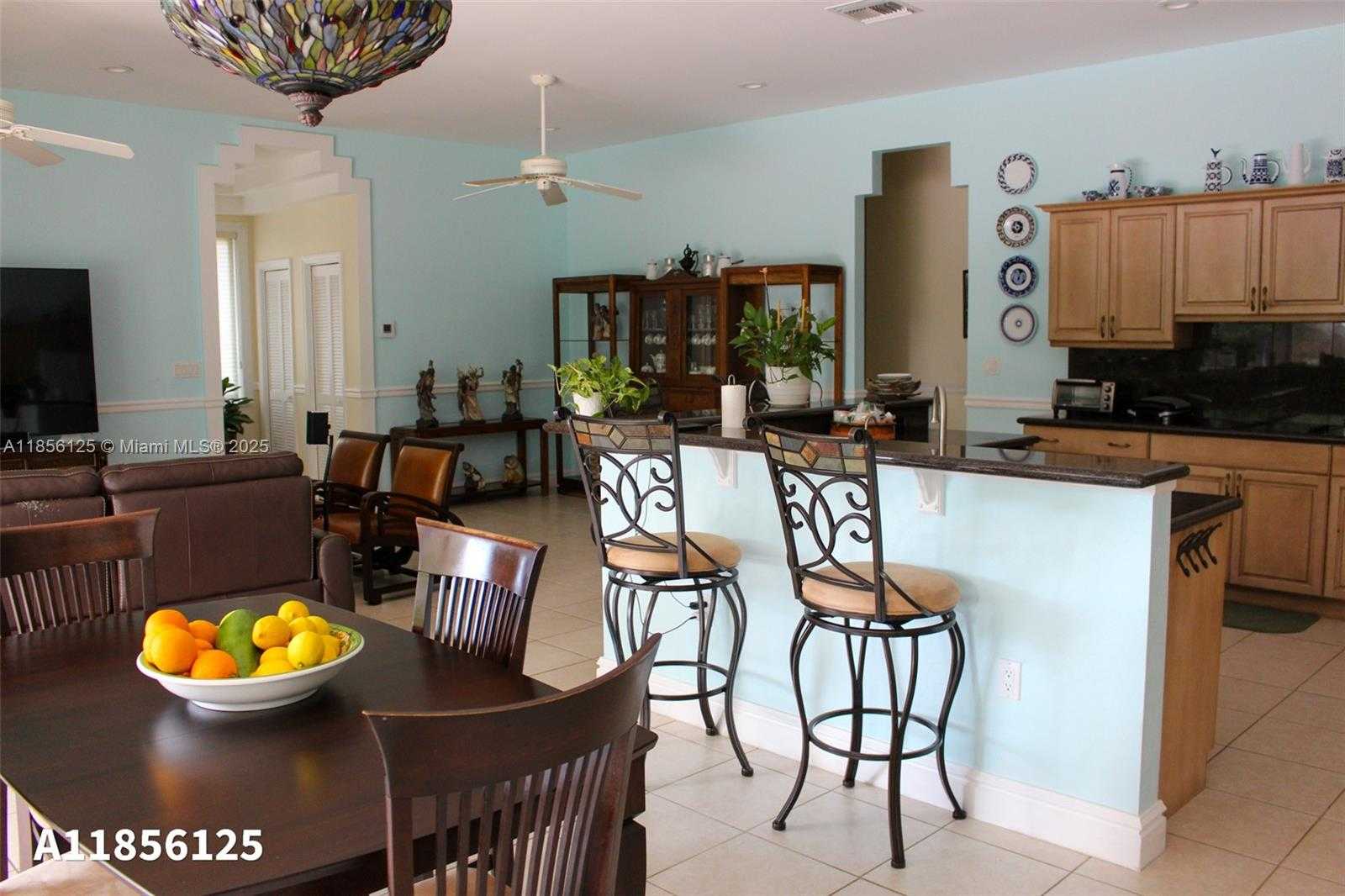 Small Image of 15255 SOUTH WEST 80TH AVE, Palmetto Bay Number 37