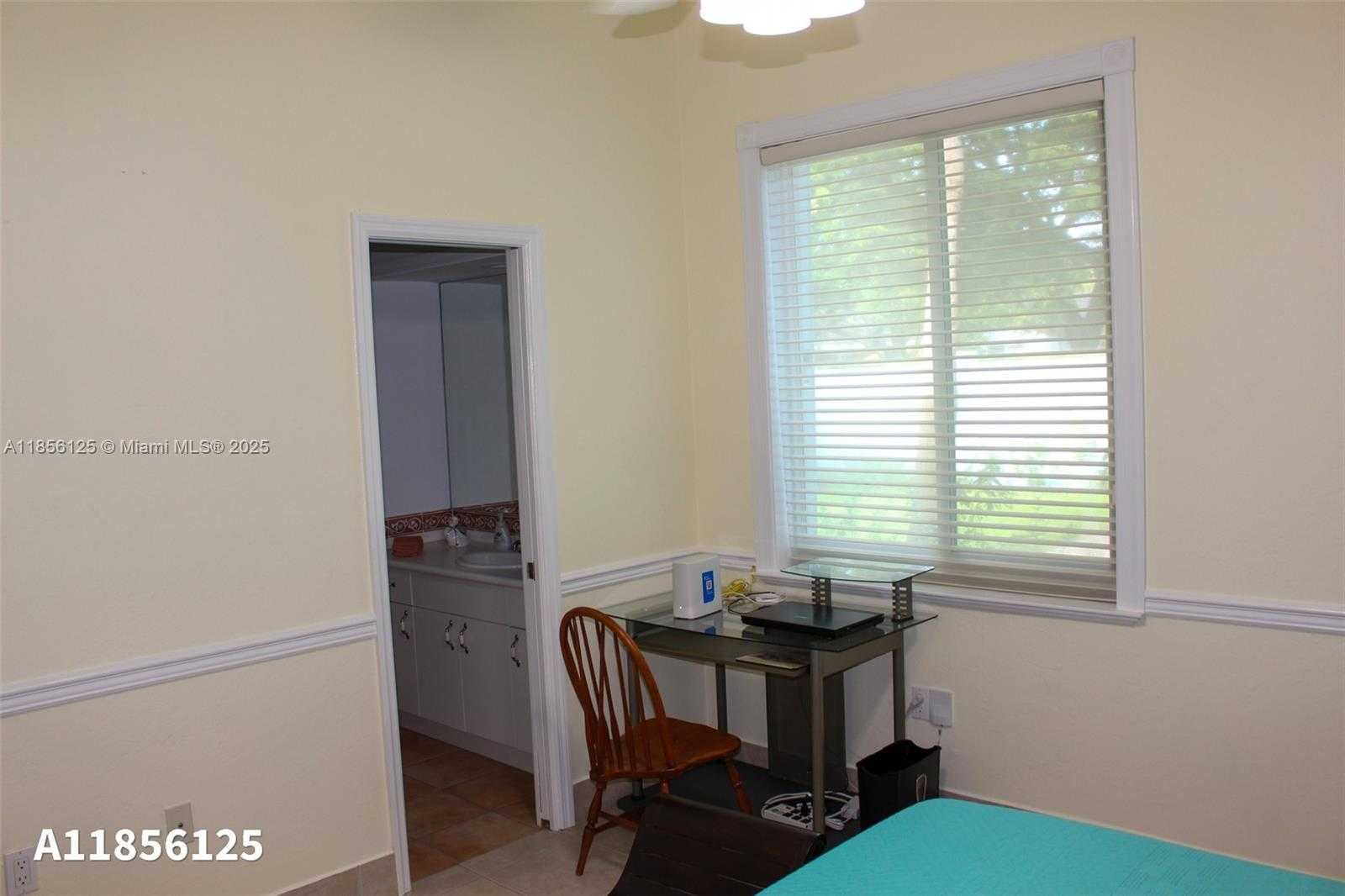 Small Image of 15255 SOUTH WEST 80TH AVE, Palmetto Bay Number 46