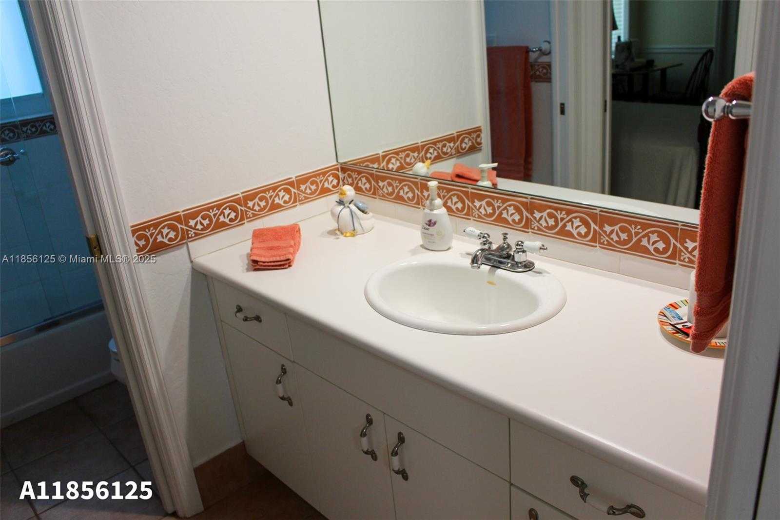 Small Image of 15255 SOUTH WEST 80TH AVE, Palmetto Bay Number 49