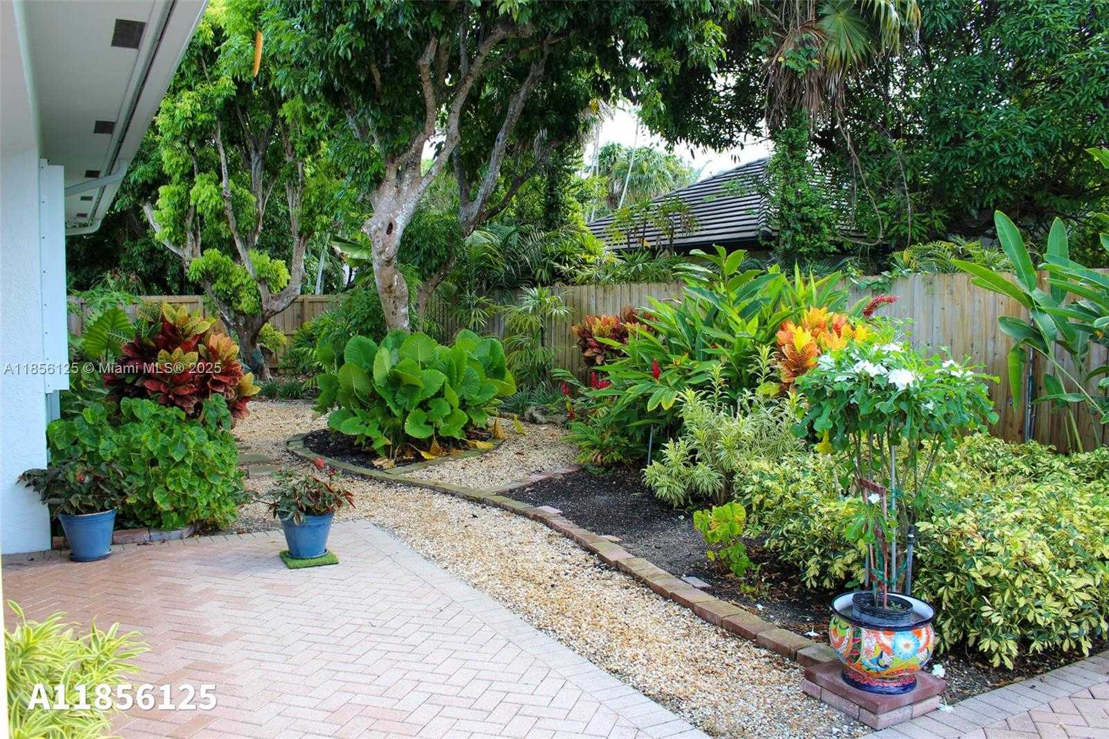 Small Image of 15255 SOUTH WEST 80TH AVE, Palmetto Bay Number 57