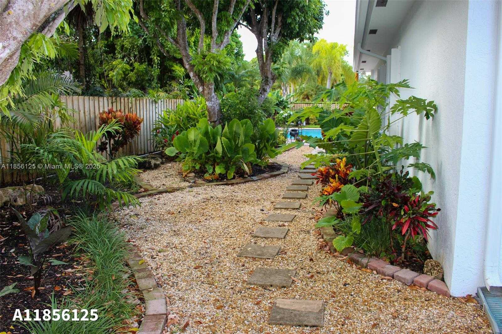 Small Image of 15255 SOUTH WEST 80TH AVE, Palmetto Bay Number 65