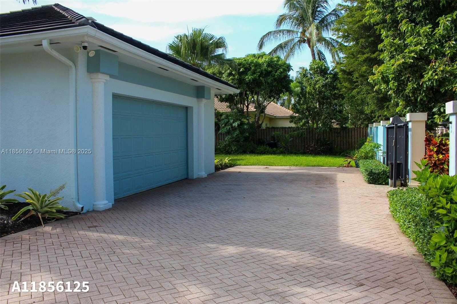 Small Image of 15255 SOUTH WEST 80TH AVE, Palmetto Bay Number 9