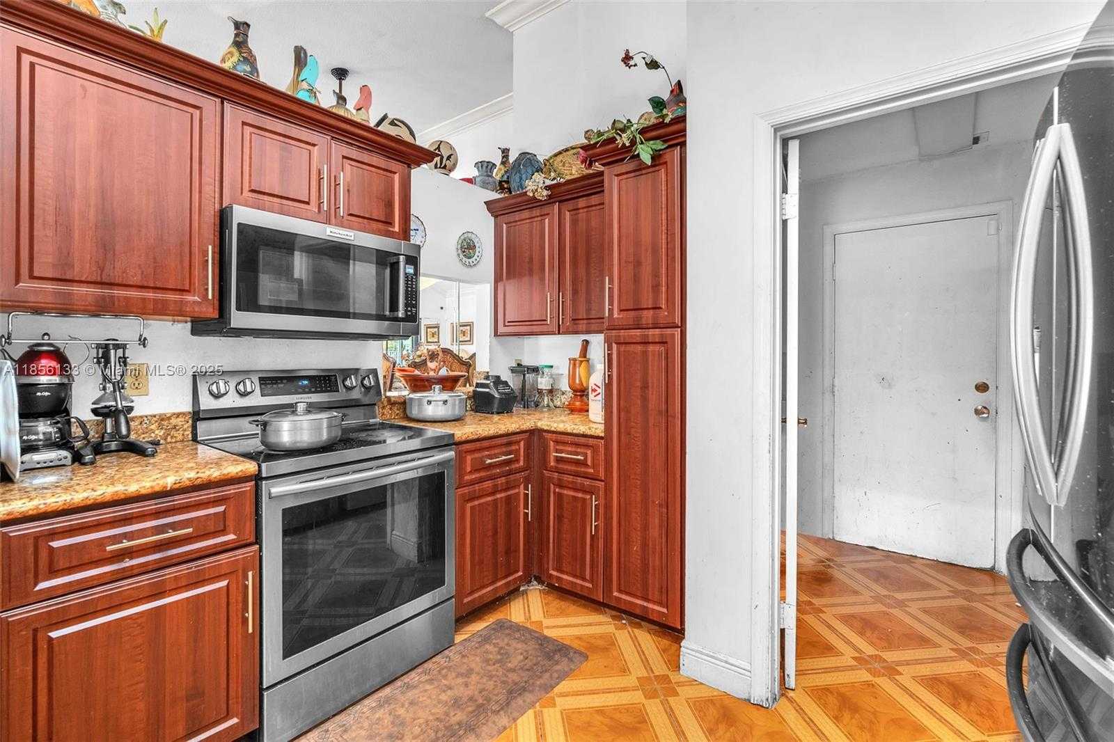 Small Image of 1891 NORTH WEST 108TH AVE, Plantation Number 13