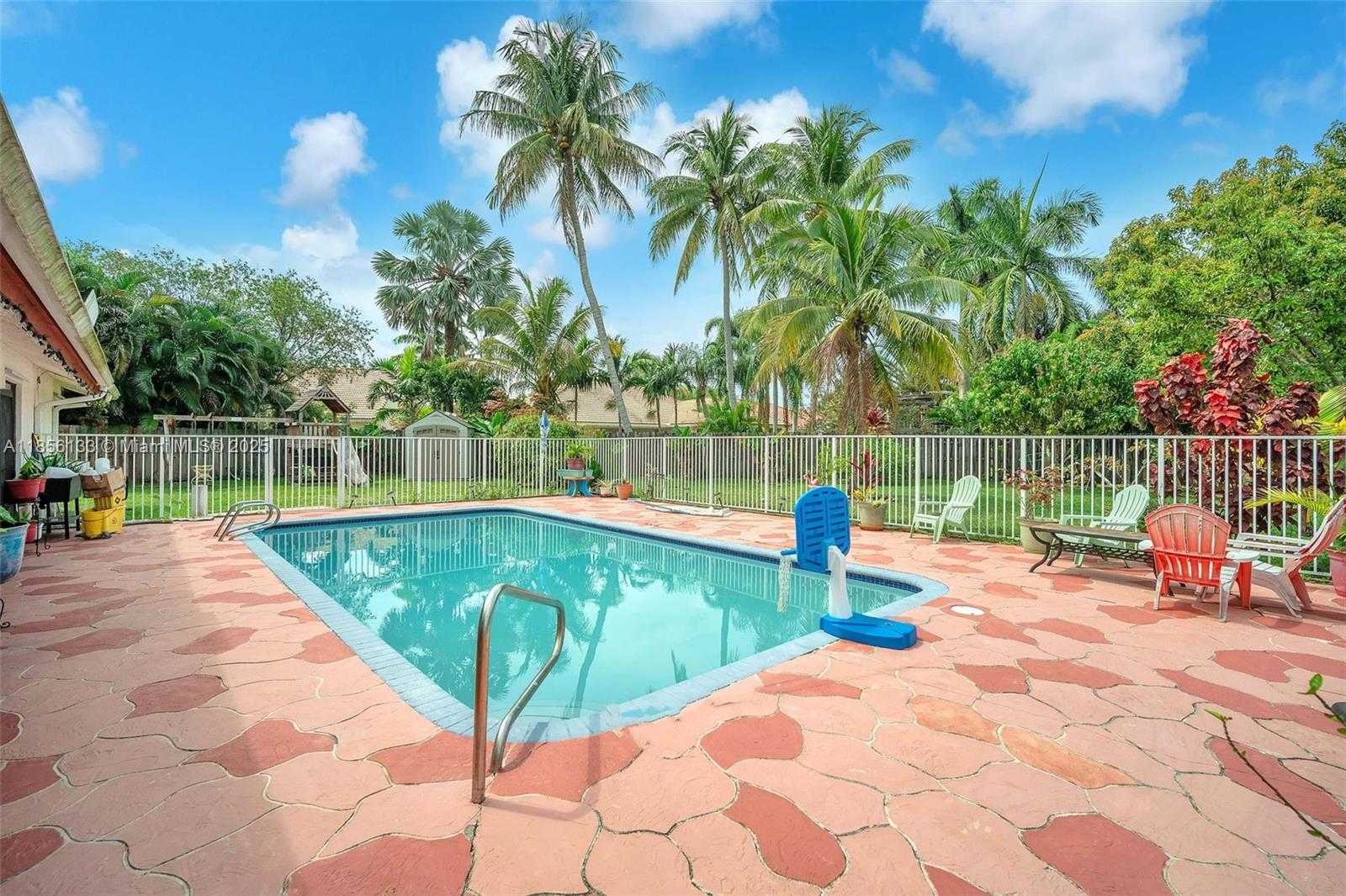 Small Image of 1891 NORTH WEST 108TH AVE, Plantation Number 3