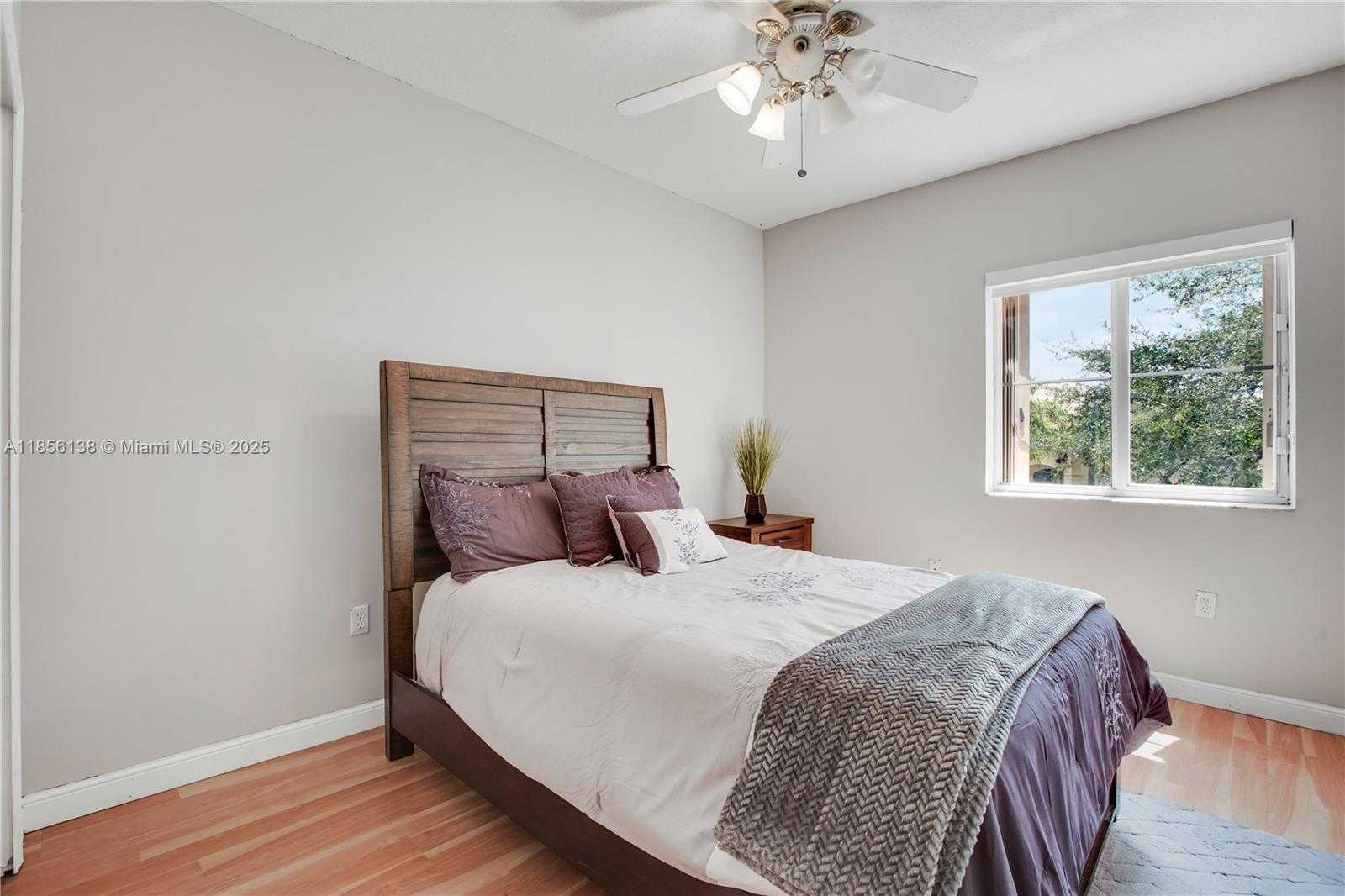 Small Image of 2310 SOUTH WEST 127TH AVE, Miramar Number 18