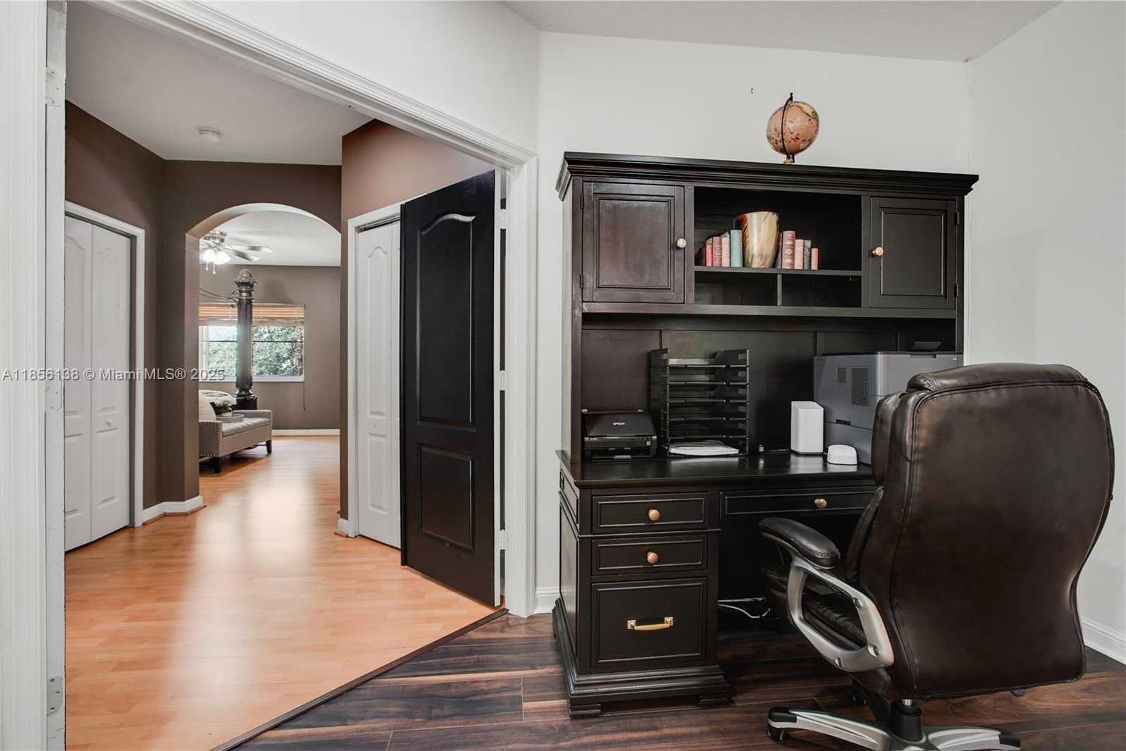 Small Image of 2310 SOUTH WEST 127TH AVE, Miramar Number 21