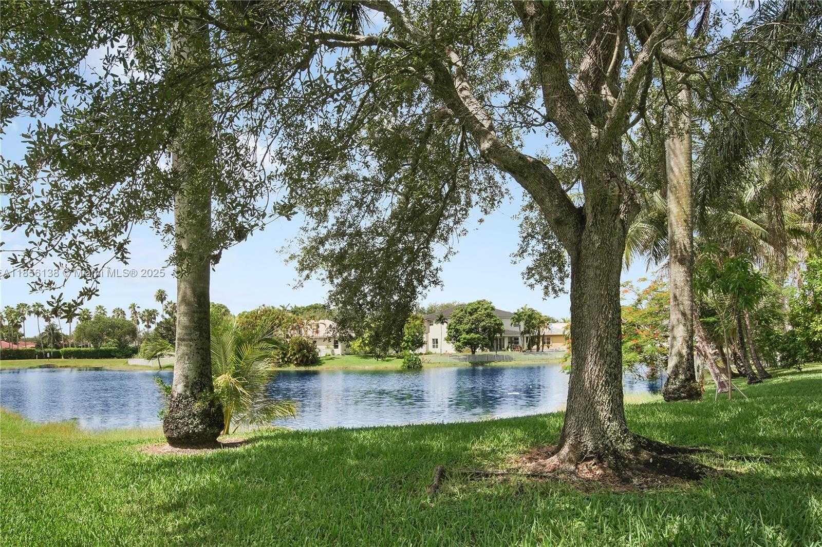 Small Image of 2310 SOUTH WEST 127TH AVE, Miramar Number 26