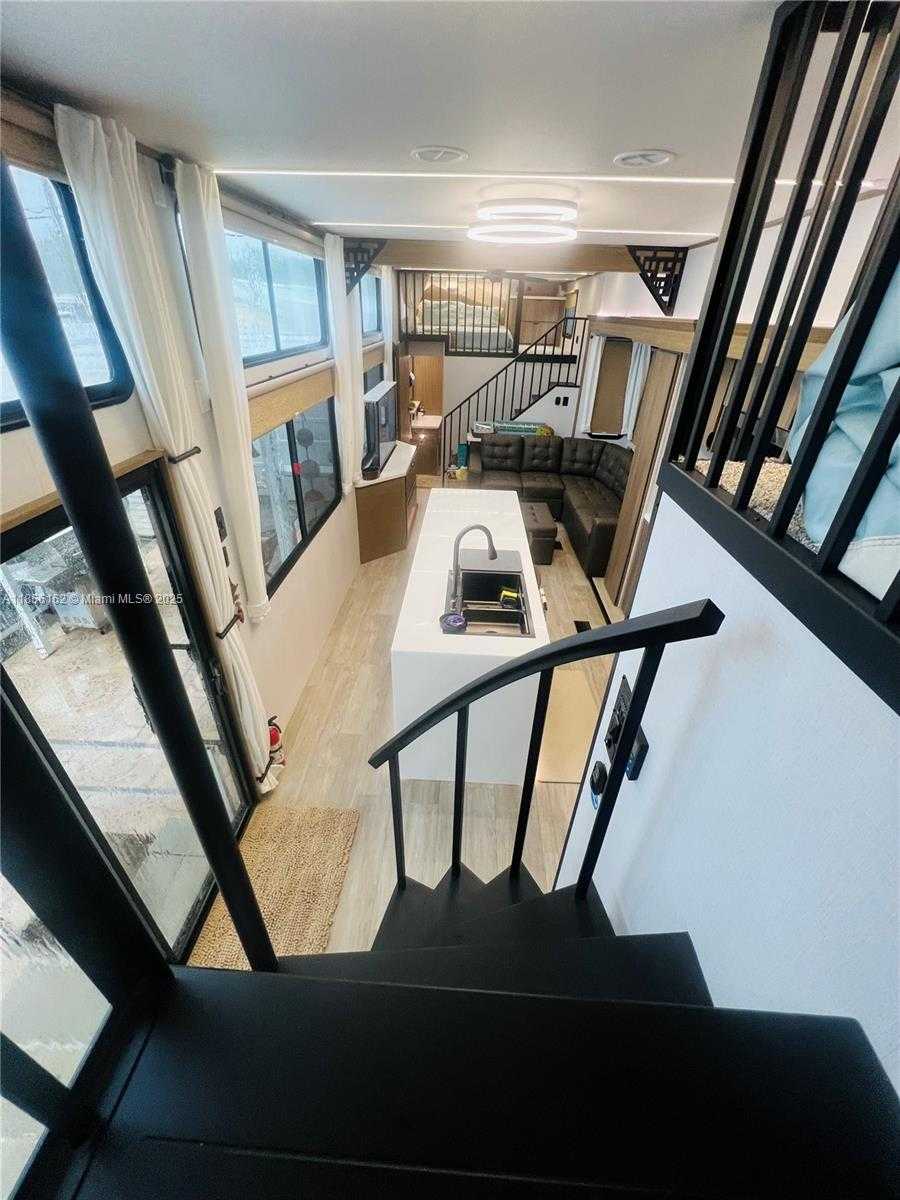 Small Image of 325 CALUSA ST LOT 301, Key Largo Number 25
