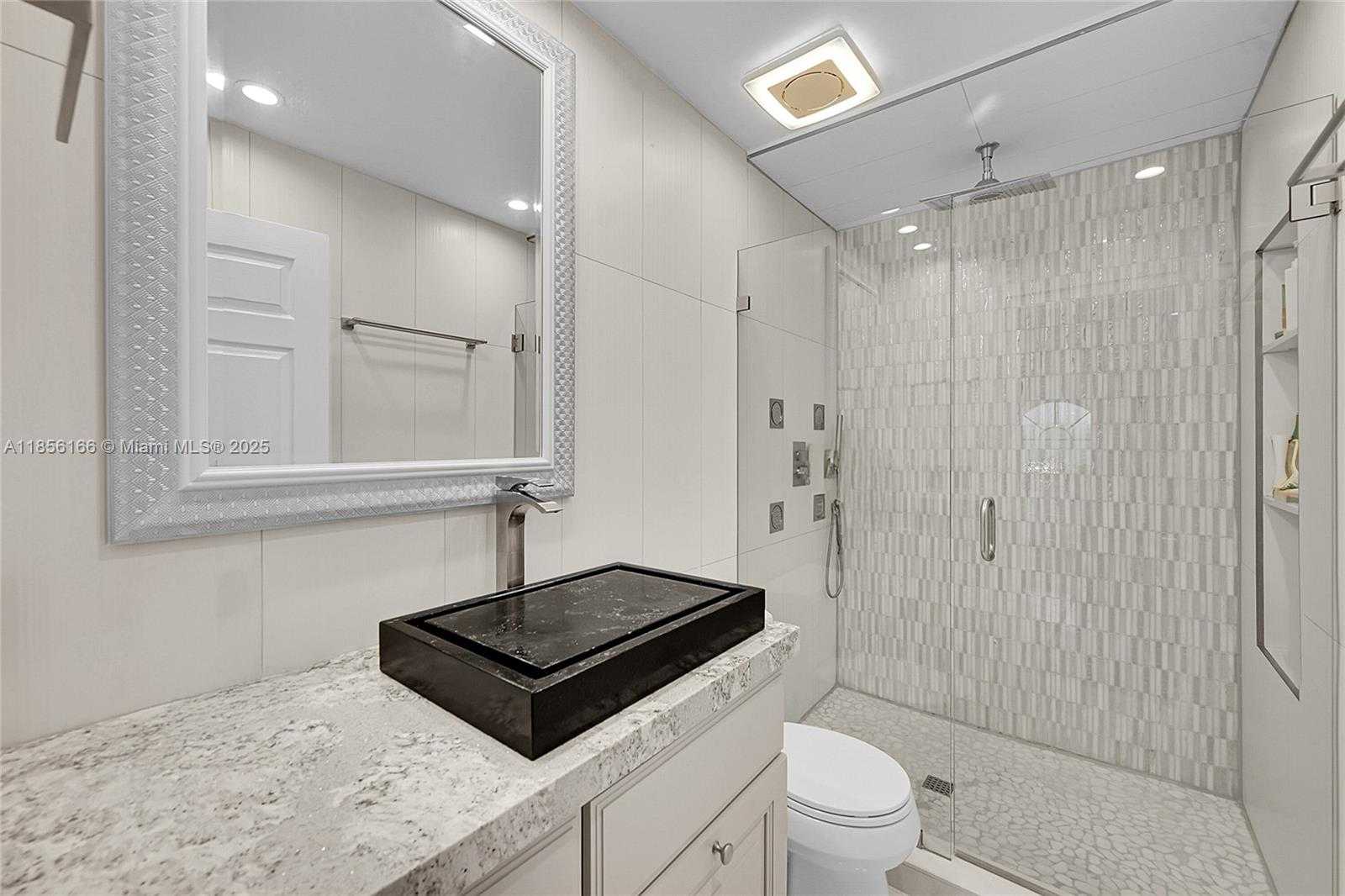 Small Image of 9398 AEGEAN DR, Boca Raton Number 33